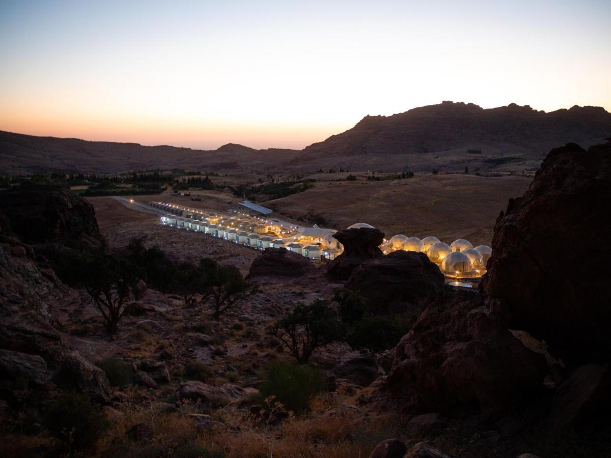 ホテル The Rock Camp Petra ワディ・ムーサ エクステリア 写真